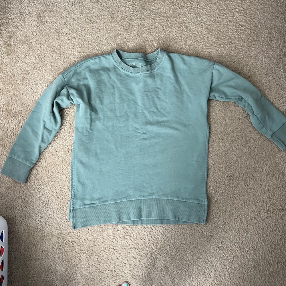 Latched Mama pullover